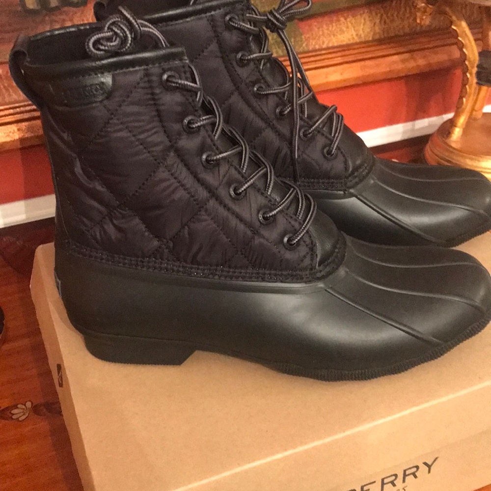 Sperry Men’s Salt Water Duck Boots Size 10 Black
